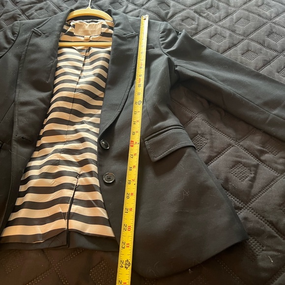 Banana Republic Black Blazer with Striped Lining - Picture 4 of 5
